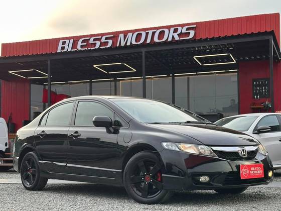 HONDA CIVIC 1.8 LXS 16V FLEX 4P AUTOMÁTICO HONDA CIVIC 1.8 LXS 16V FLEX 4P AUTOMÁTICO